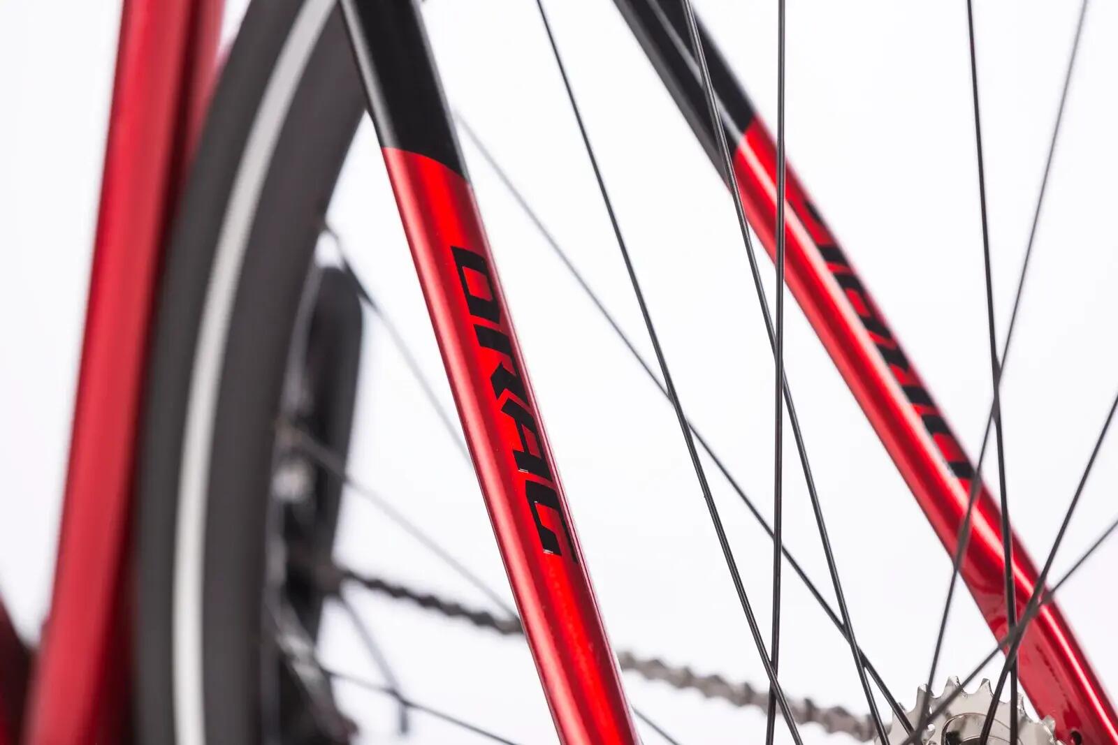 Drag Volta 5.0 Rennrad – Shimano Tiagra 2x10, Carbon-Gabel, Aluminiumrahmen 9/11