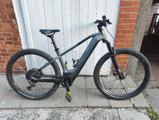Entre Particuliers - VTT cube réaction Hybrid Pro 500