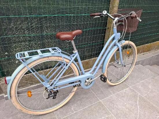 Tussen Particulieren - Blauwe stadsfiets