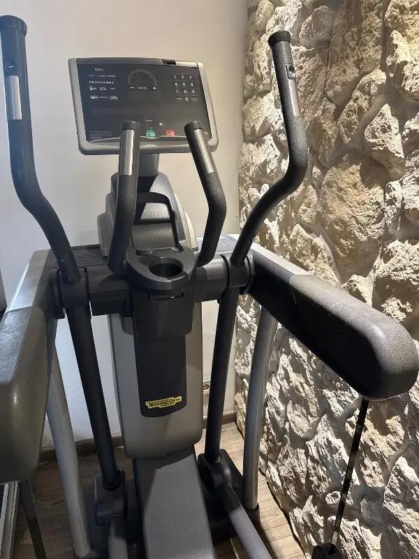 Tussen Particulieren - Professionele fiets-elliptiquetrainer te koop 2/2