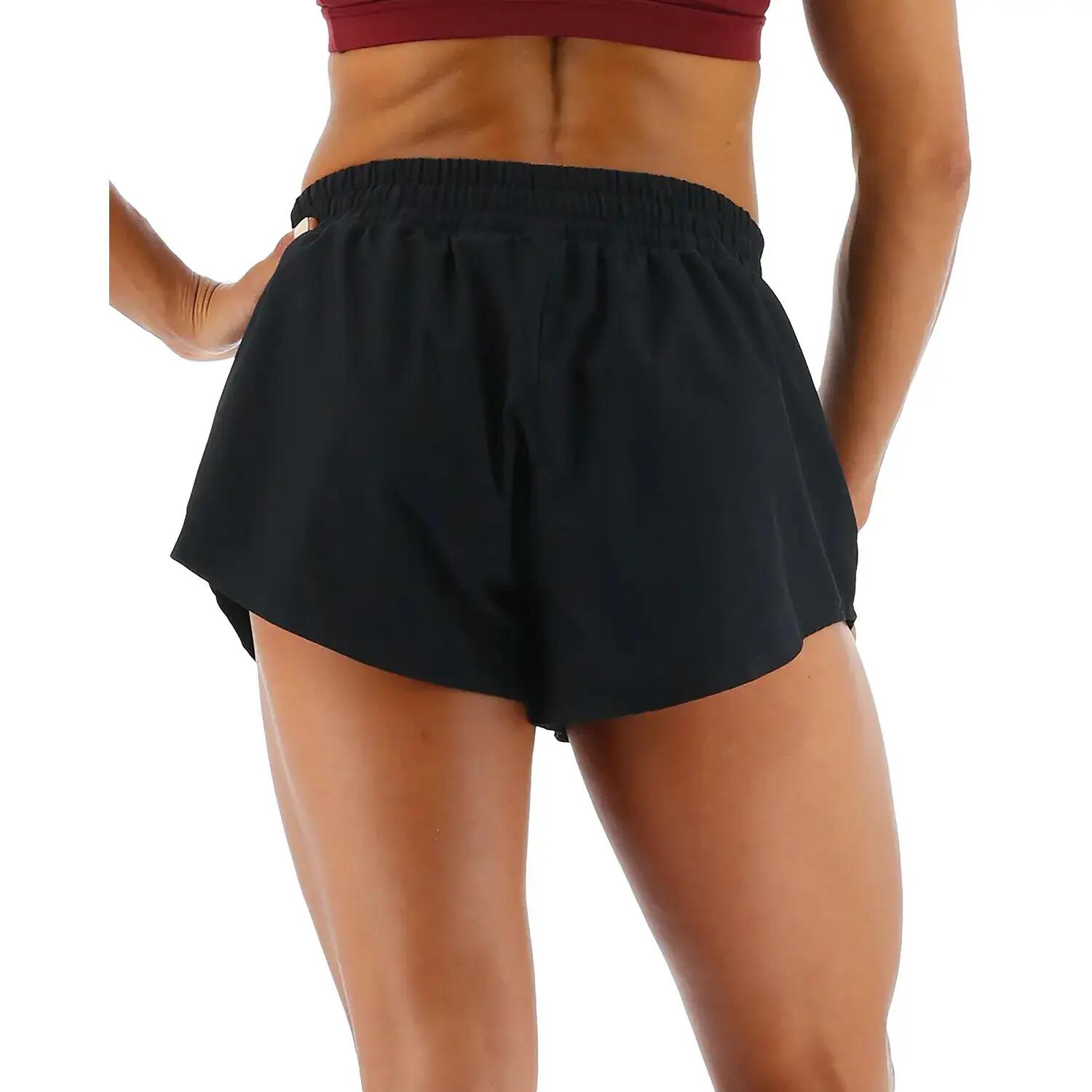 Damesshort TYR Pace Run Sht Sol 2/4