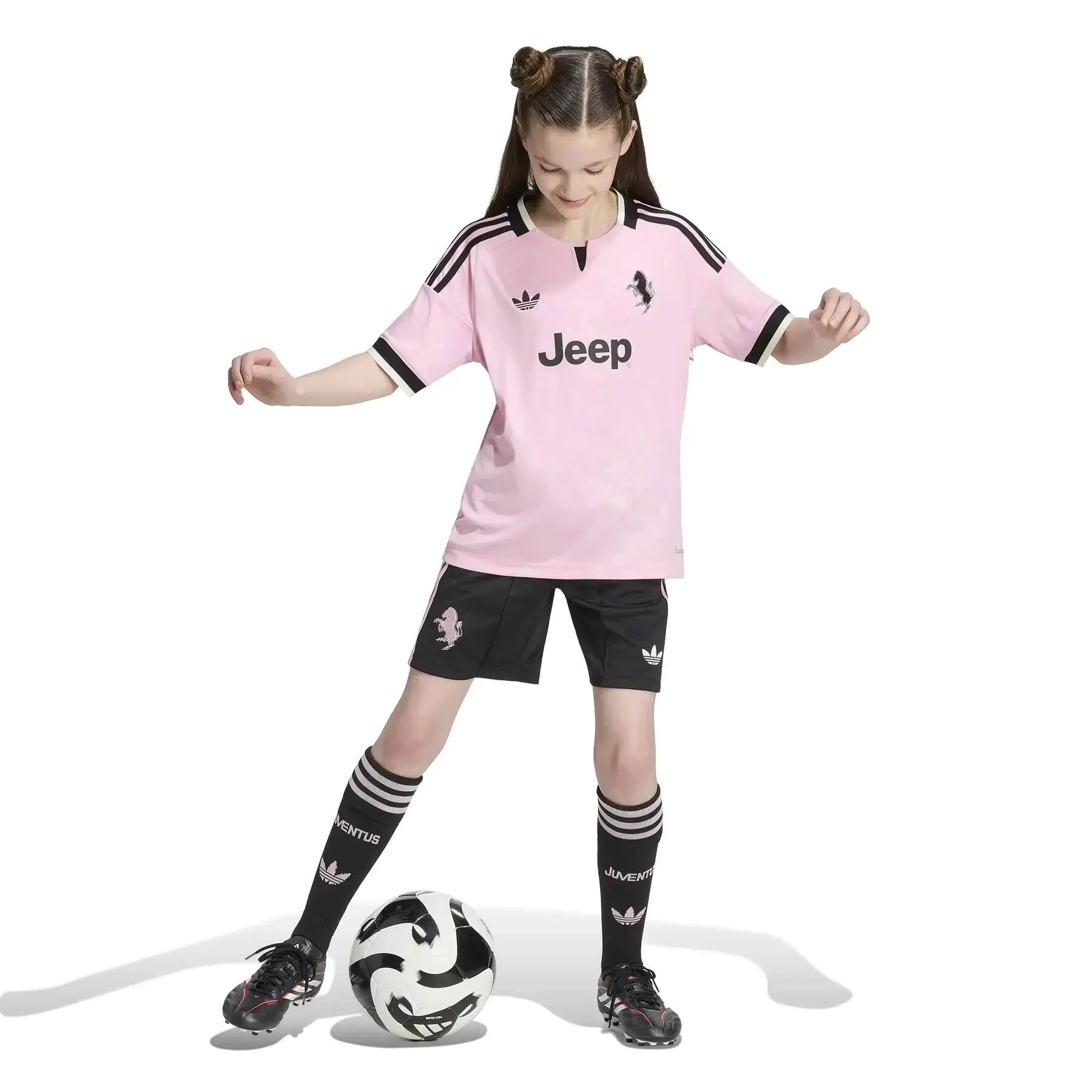 Krótkie spodenki na zewnątrz dziecięce Juventus Turyn 2026/27 3/7