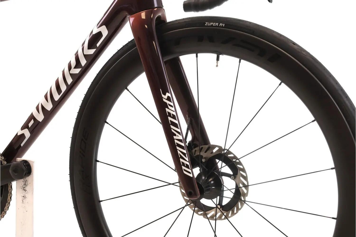 Segunda Vida · Bici estrada ·  S-Works Tarmac SL8 Di2 12V · Muito bom estado 5/8
