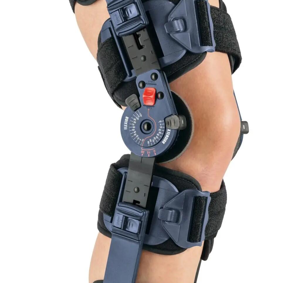 ACTIMOVE PRO knee brace