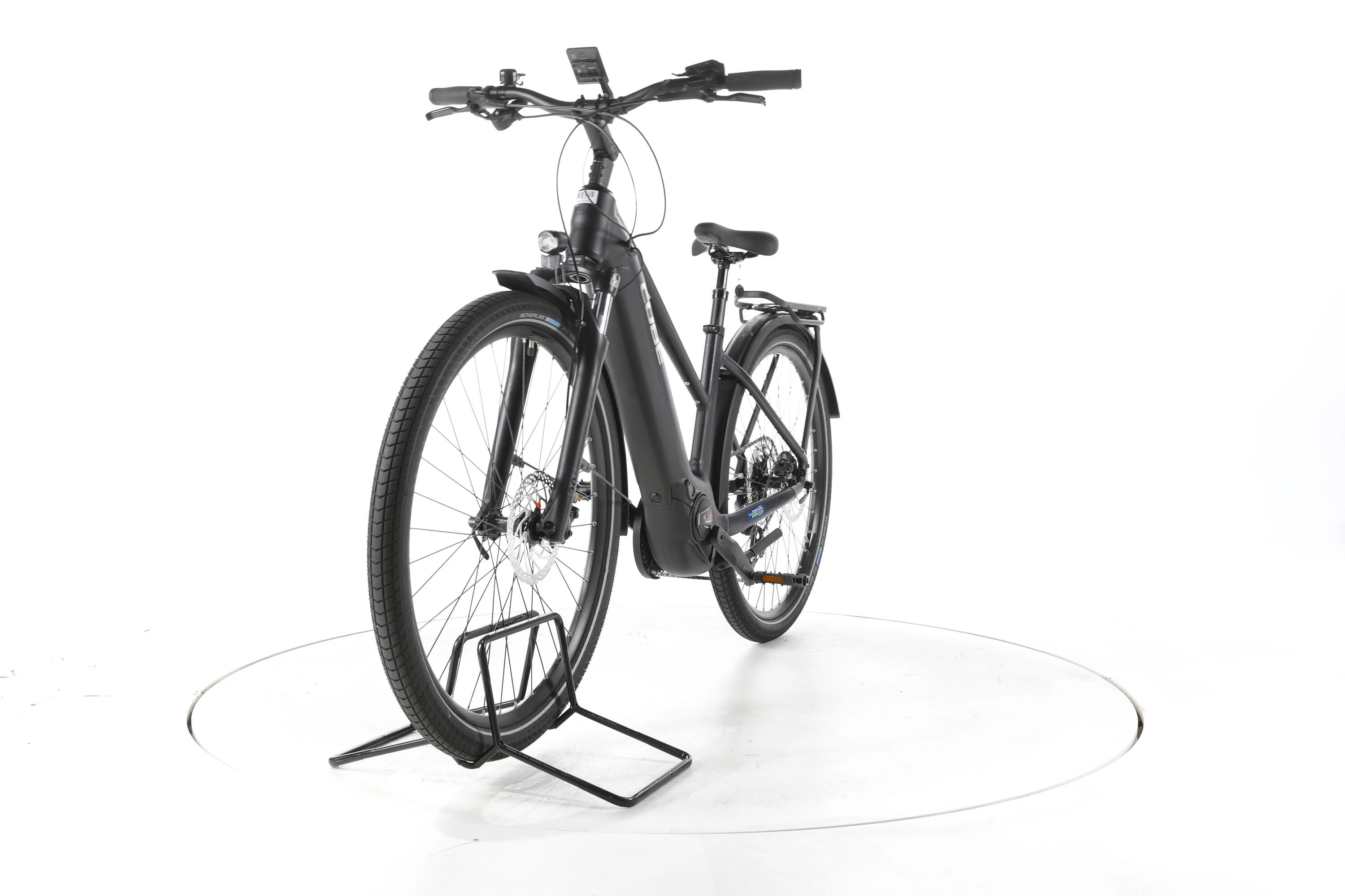 Segunda vida - Cube Touring Hybrid Pro Trekking E-Bike - Em muito bom estado. 4/7
