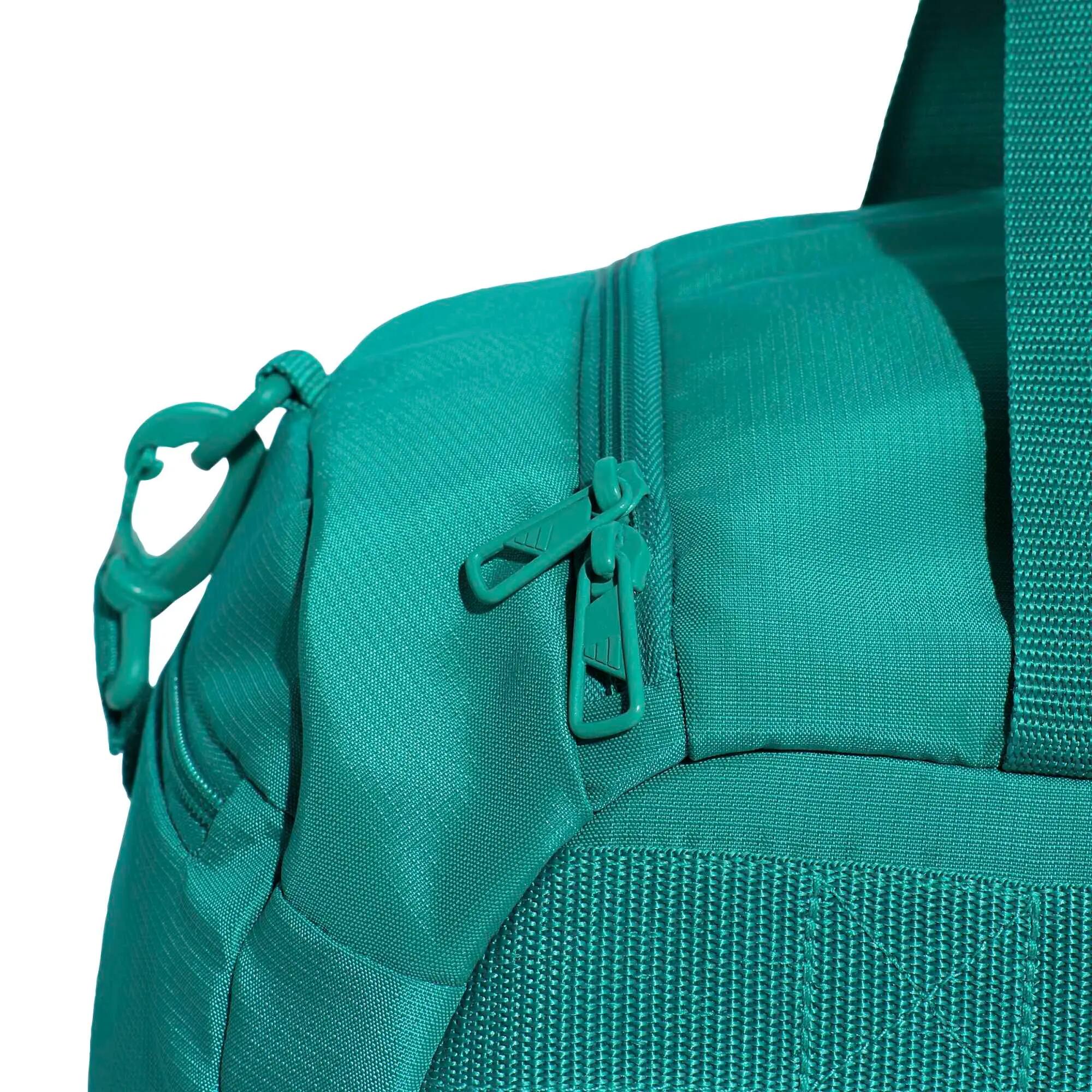BOLSA DE VIAJE PEQUEÑA TRAINING DEFENDER 12/12