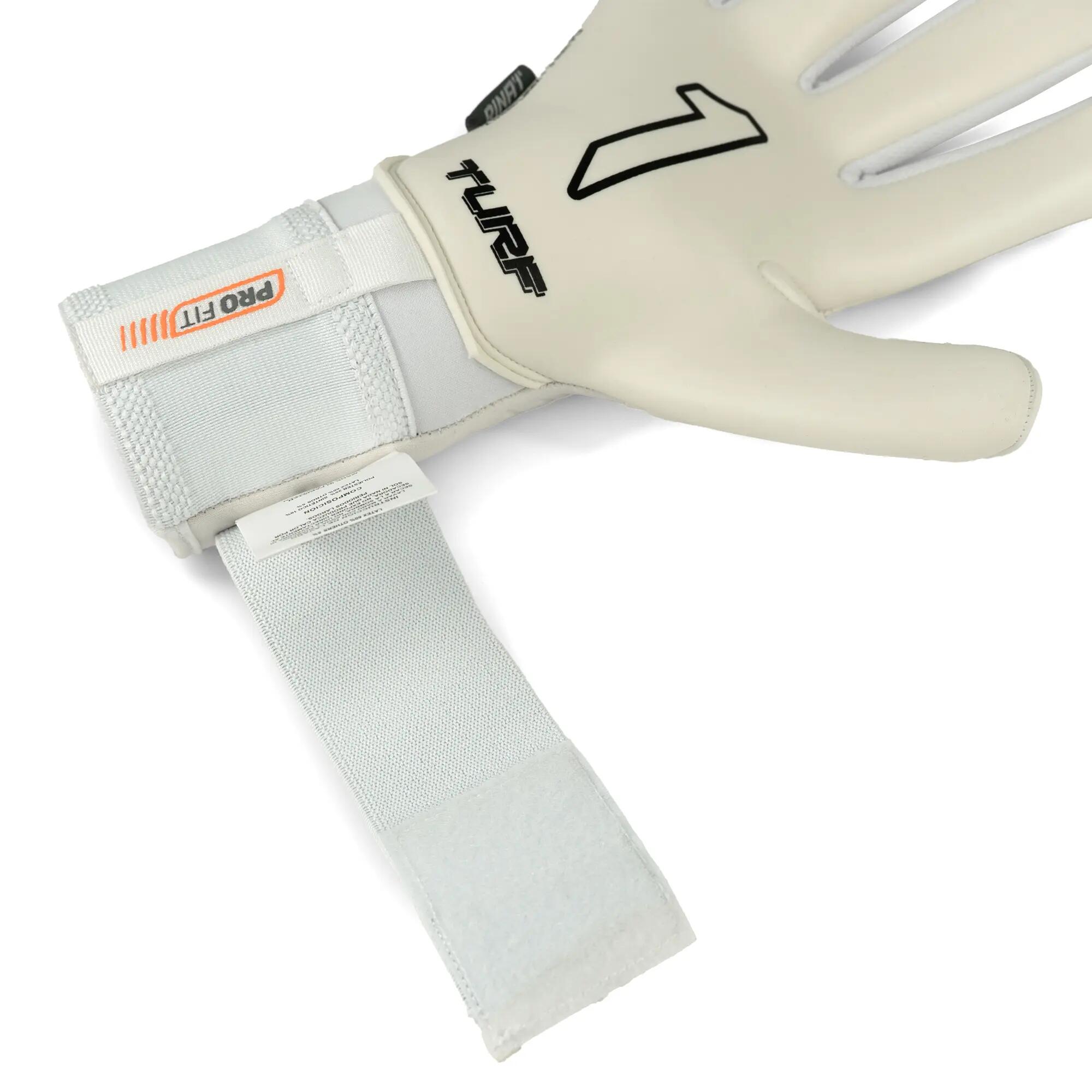 Rinat Kratos Turf Wit maat 5 5/7