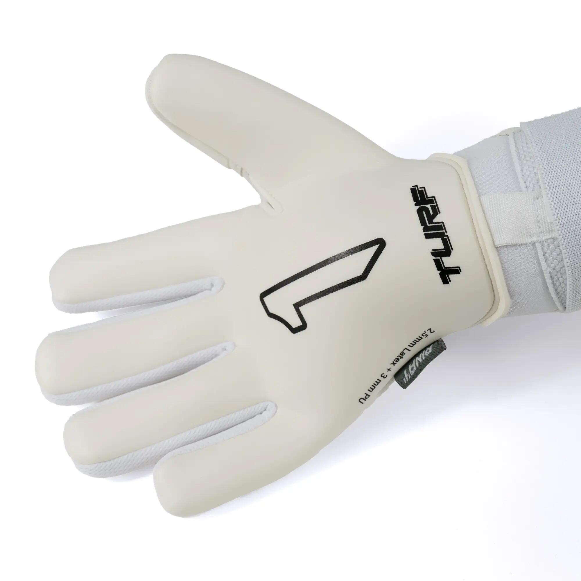 Rinat Kratos Turf Wit maat 4 3/7