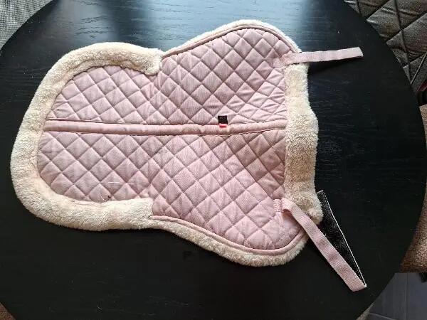 Entre Particuliers - Tapis de selle W.T. FABRIC Japan – Taille COB 3/3