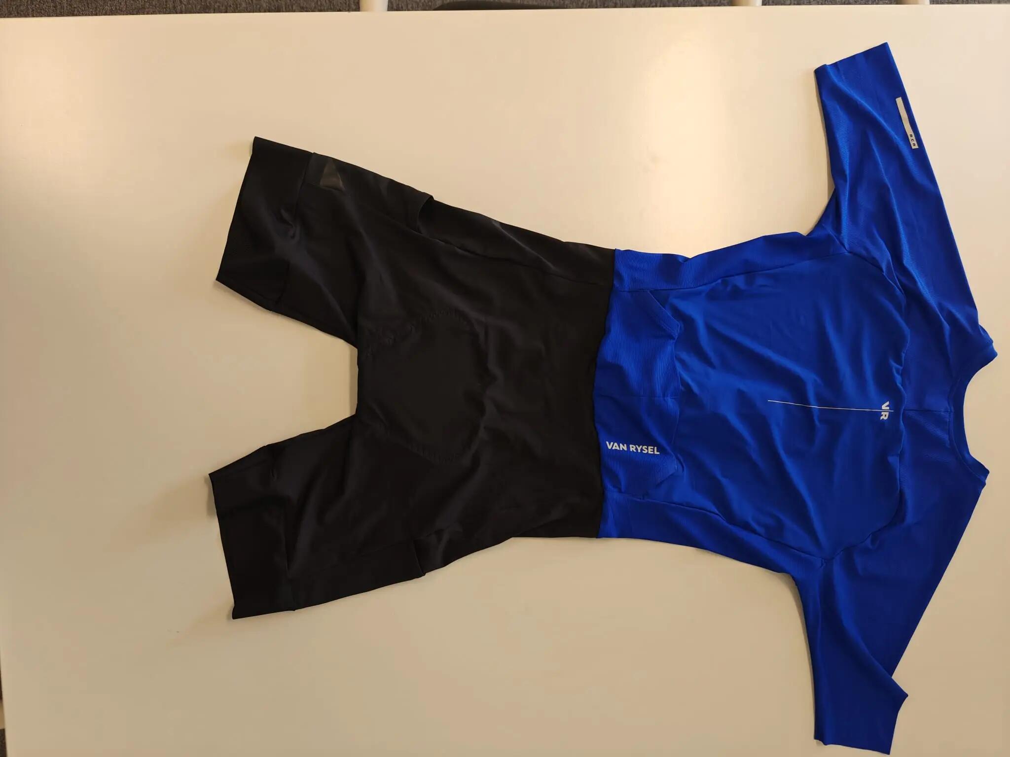 Entre Particuliers - Combinaison de triathlon longue distance pour homm 3/6