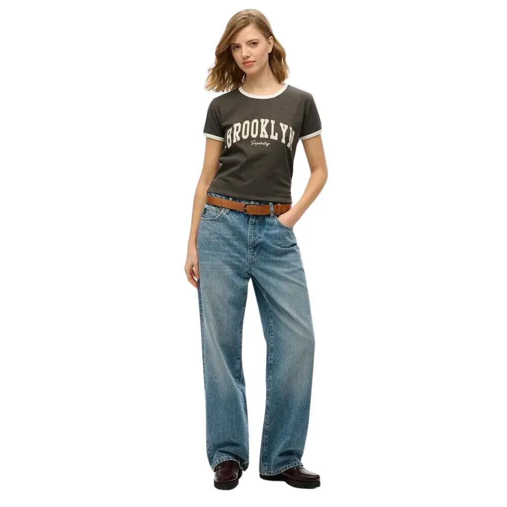 T-shirt ajustado Ath Ess Ringer em algodão orgânico. 2/5