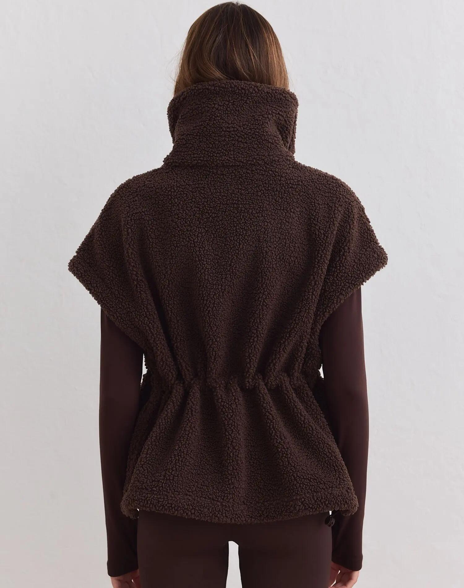 Donna Gilet in Pile Morbido Vestibilità Rilassata Cioccolato 4/7