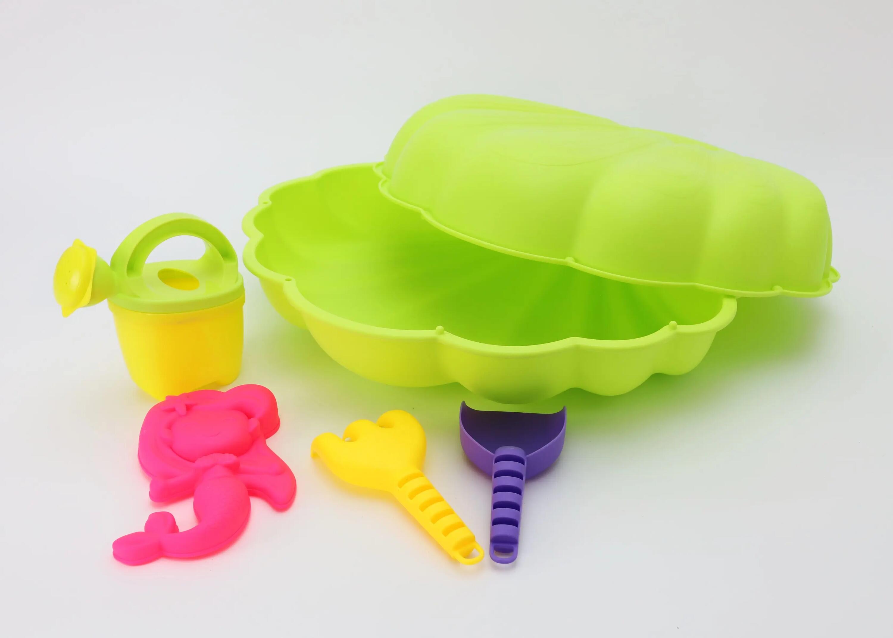 mini bac à sable avec jouets 7/7