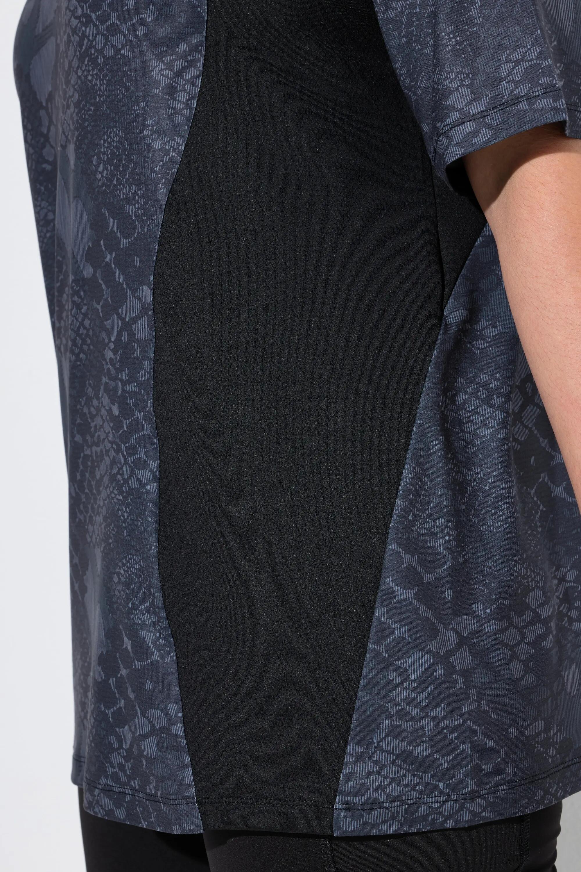 Dames Functioneel shirt slangenpatroon V-hals korte mouwen 4/6