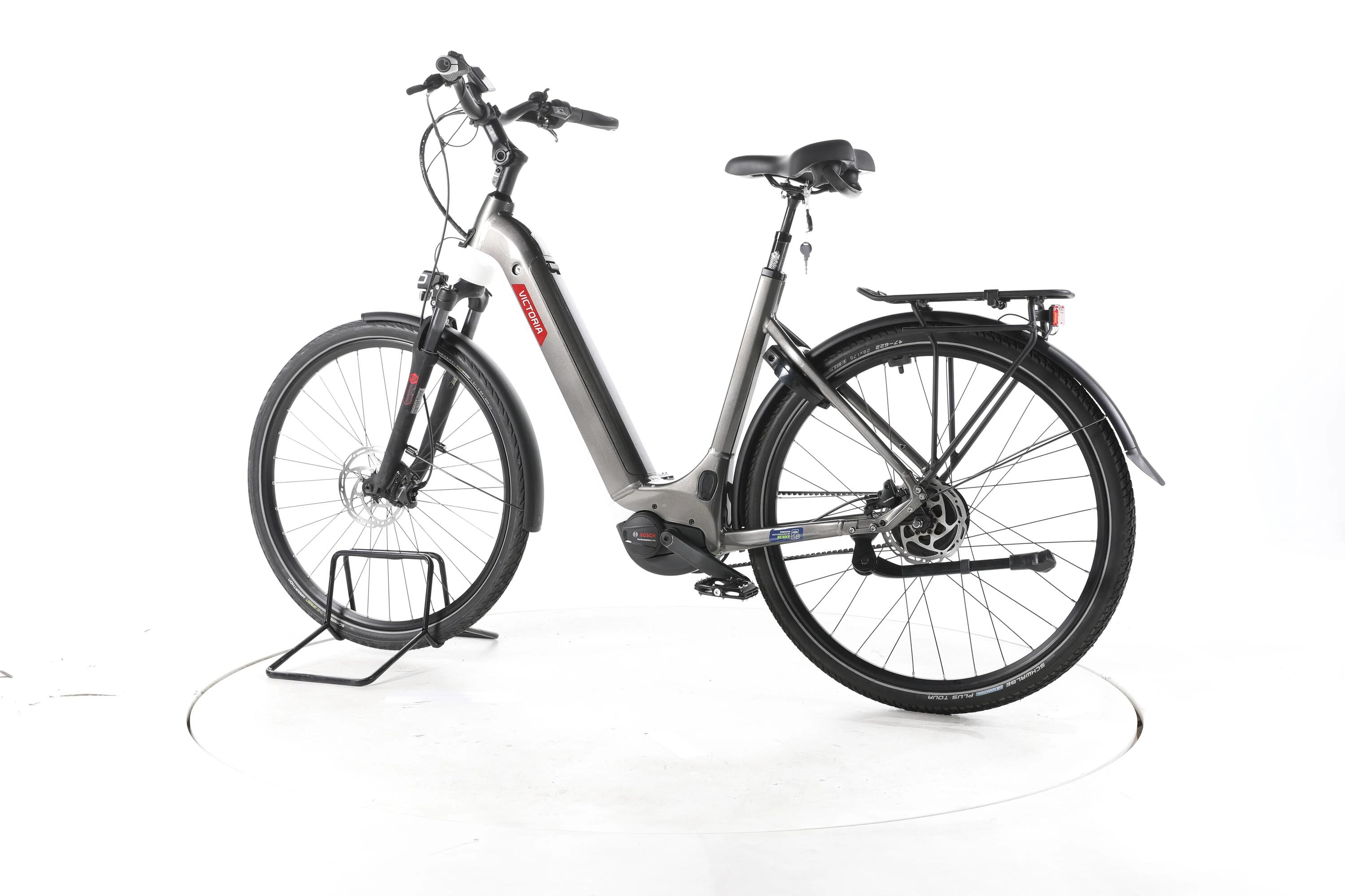 Tweedehands - Victoria Manoc 3 City E-Bike Lage instap - Goed 7/7