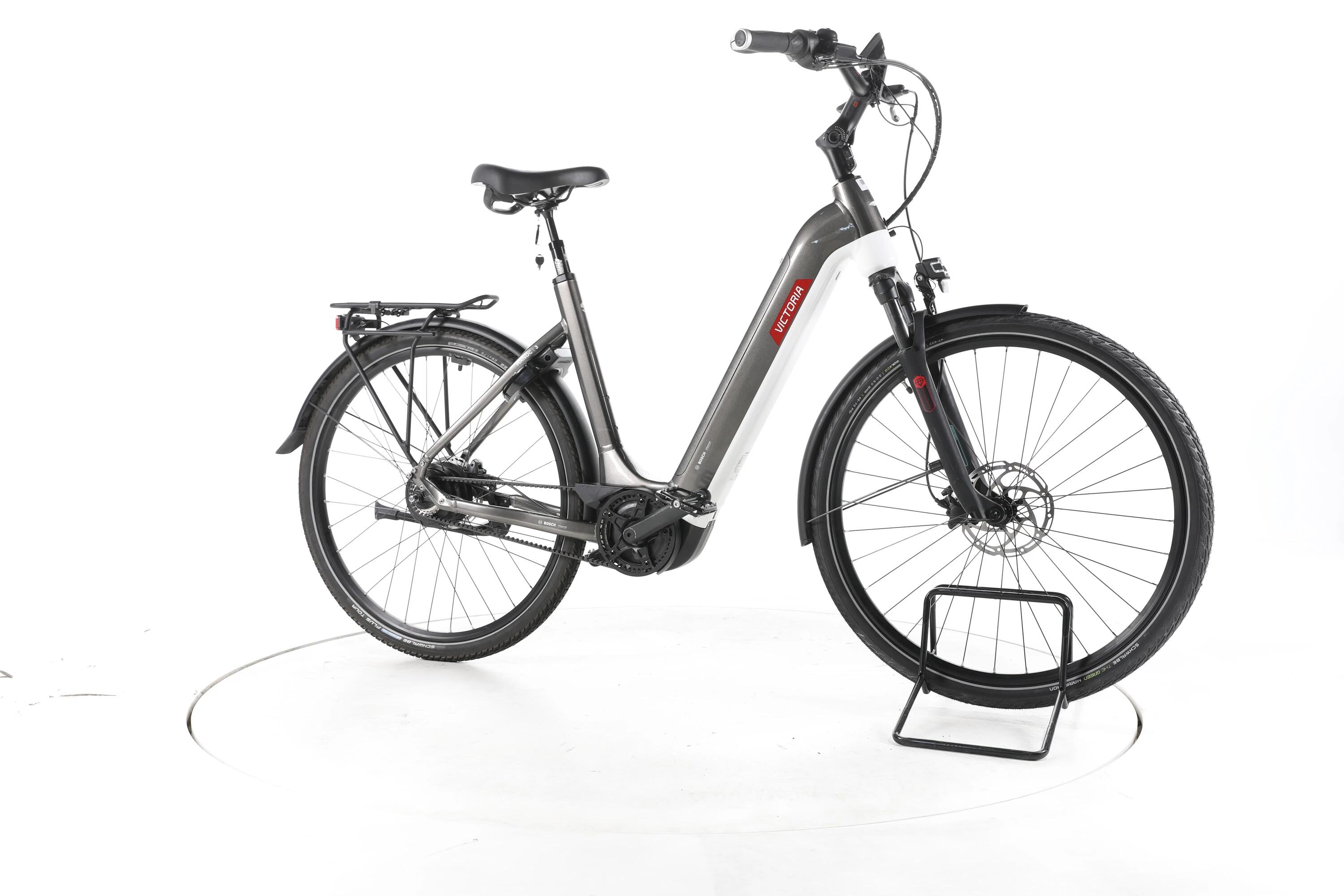Tweedehands - Victoria Manoc 3 City E-Bike Lage instap - Goed 2/7