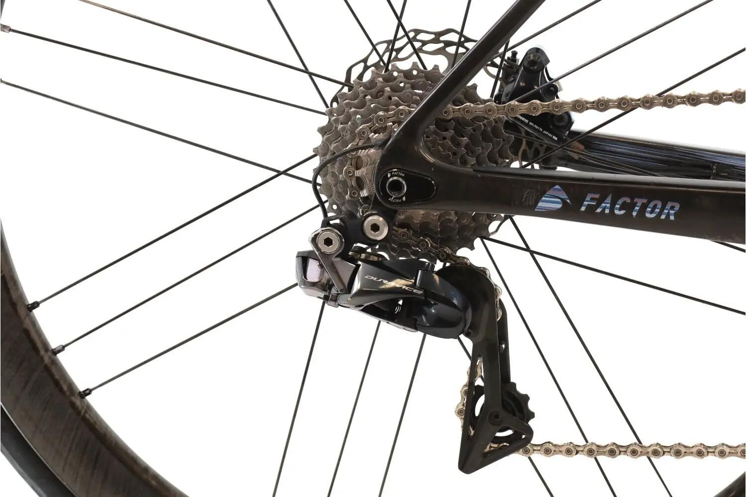 Segunda Vida · Bici estrada ·  Ostro VAM Premium Di2 11V · Muito bom estado 3/8