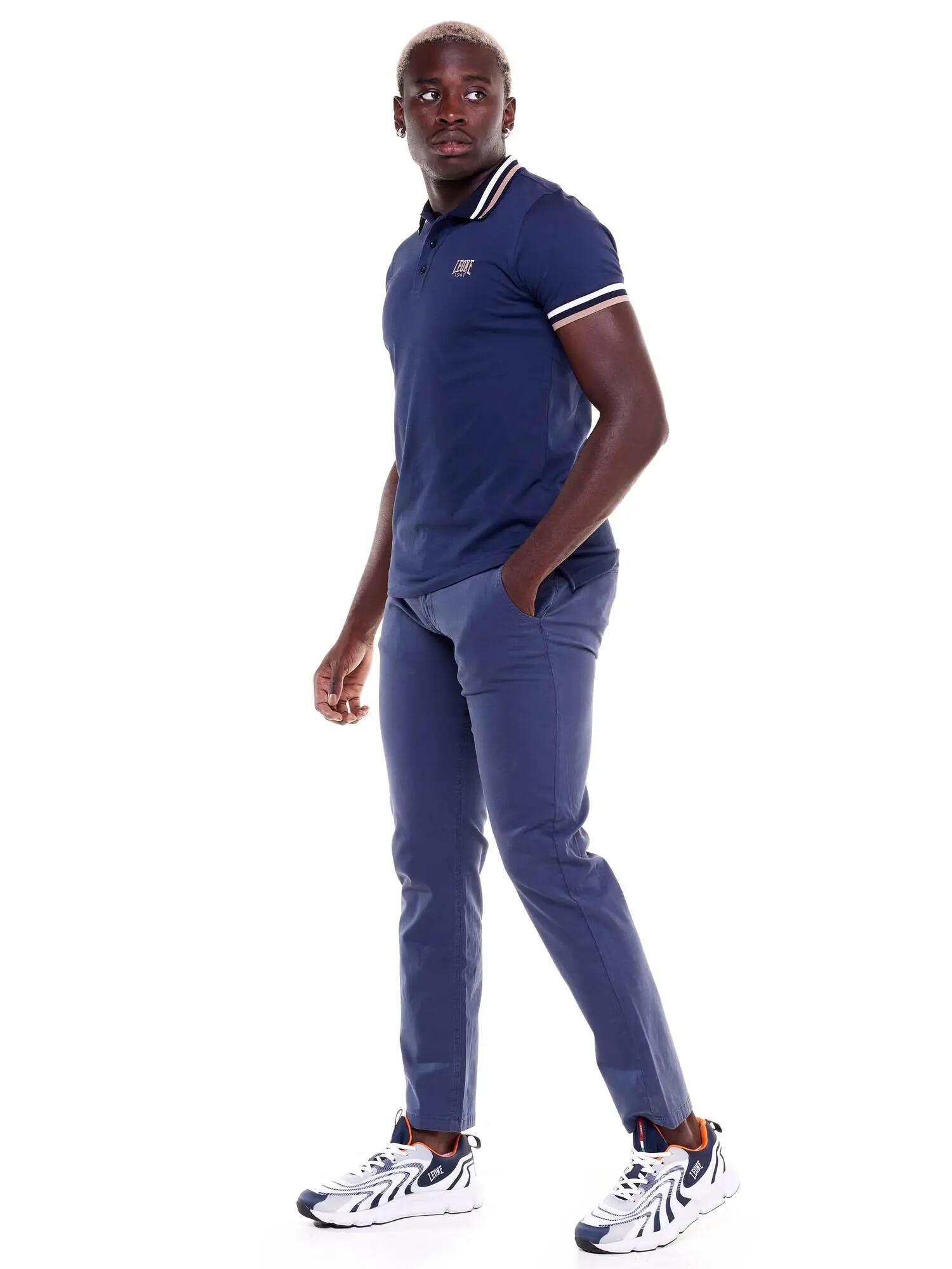 Camiseta masculina em tons de terra 3/7