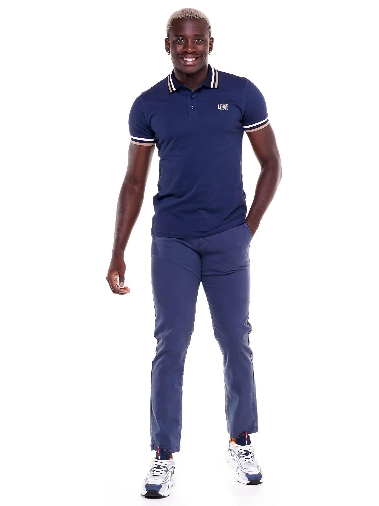 Camiseta masculina em tons de terra 2/7