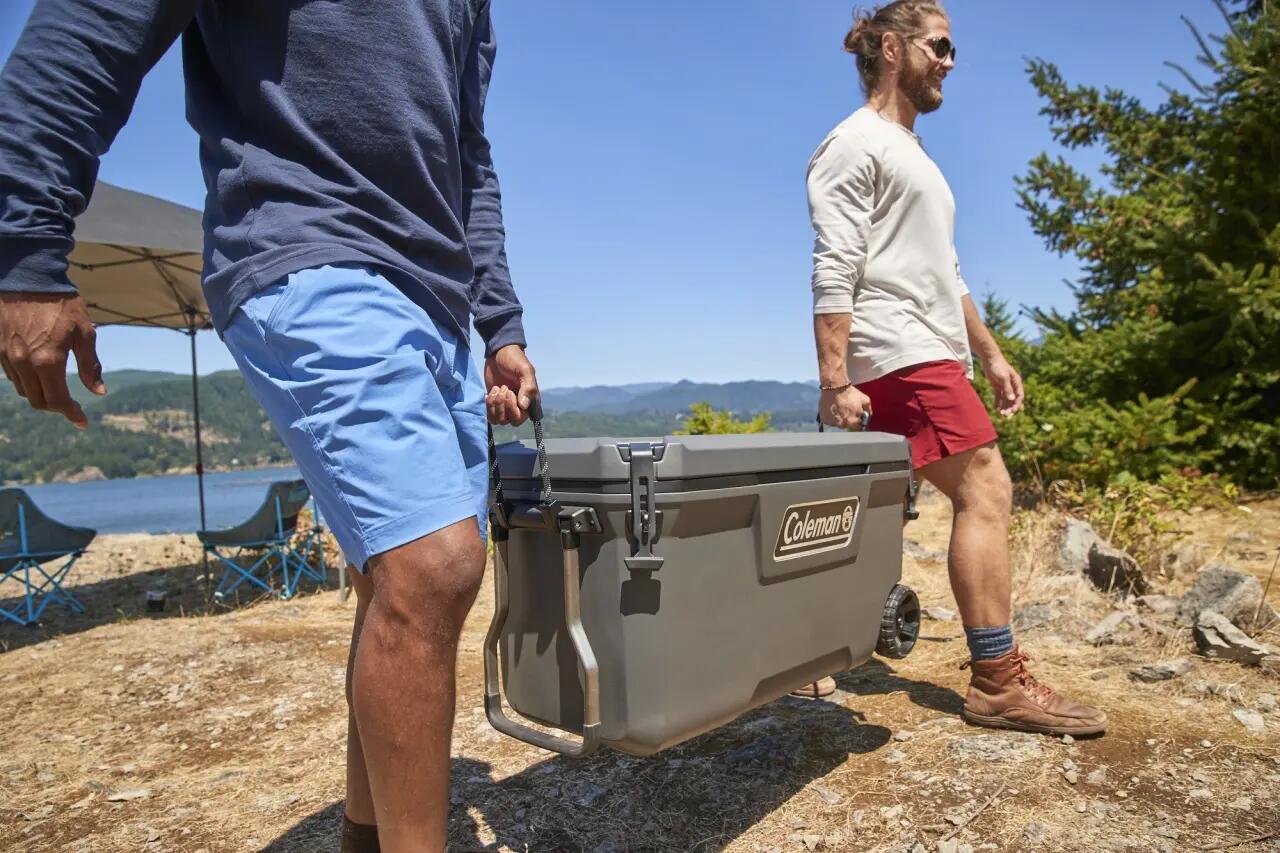 Lodówka pasywna Coleman CONVOY SERIES 100QT WHEELED 8/8