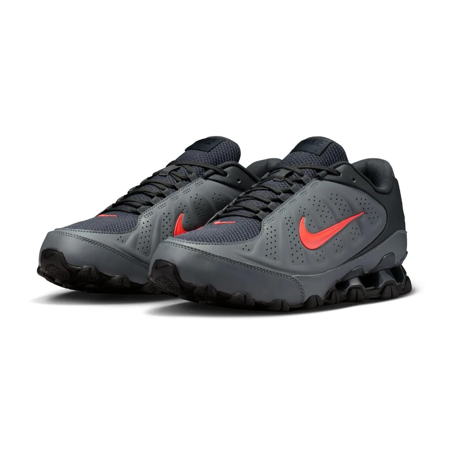 NIKE picture