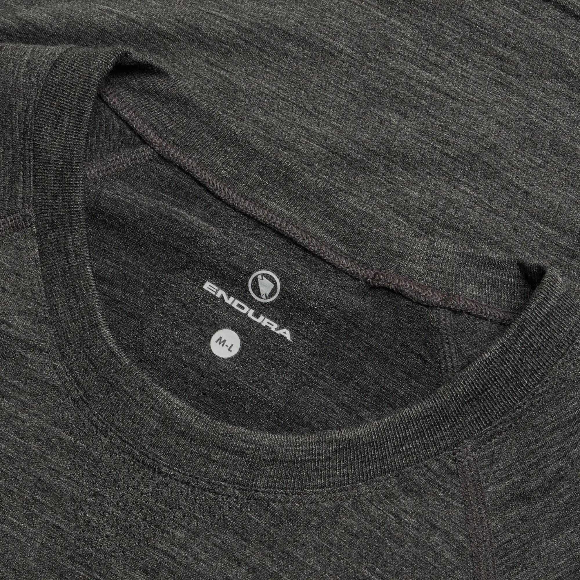 Endura BaaBaa Pro S/S baselayer storm grey. 3/5