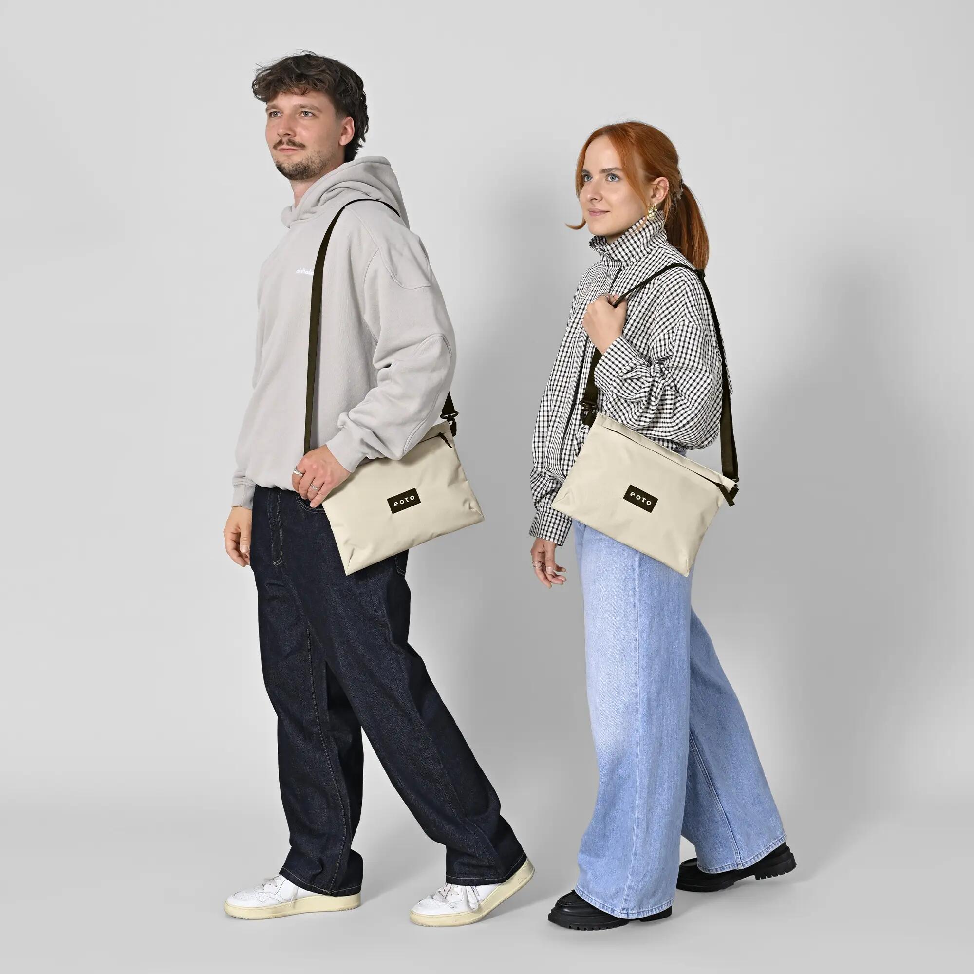 EOTO Umhängetasche SIMPLE3 3L 3/8