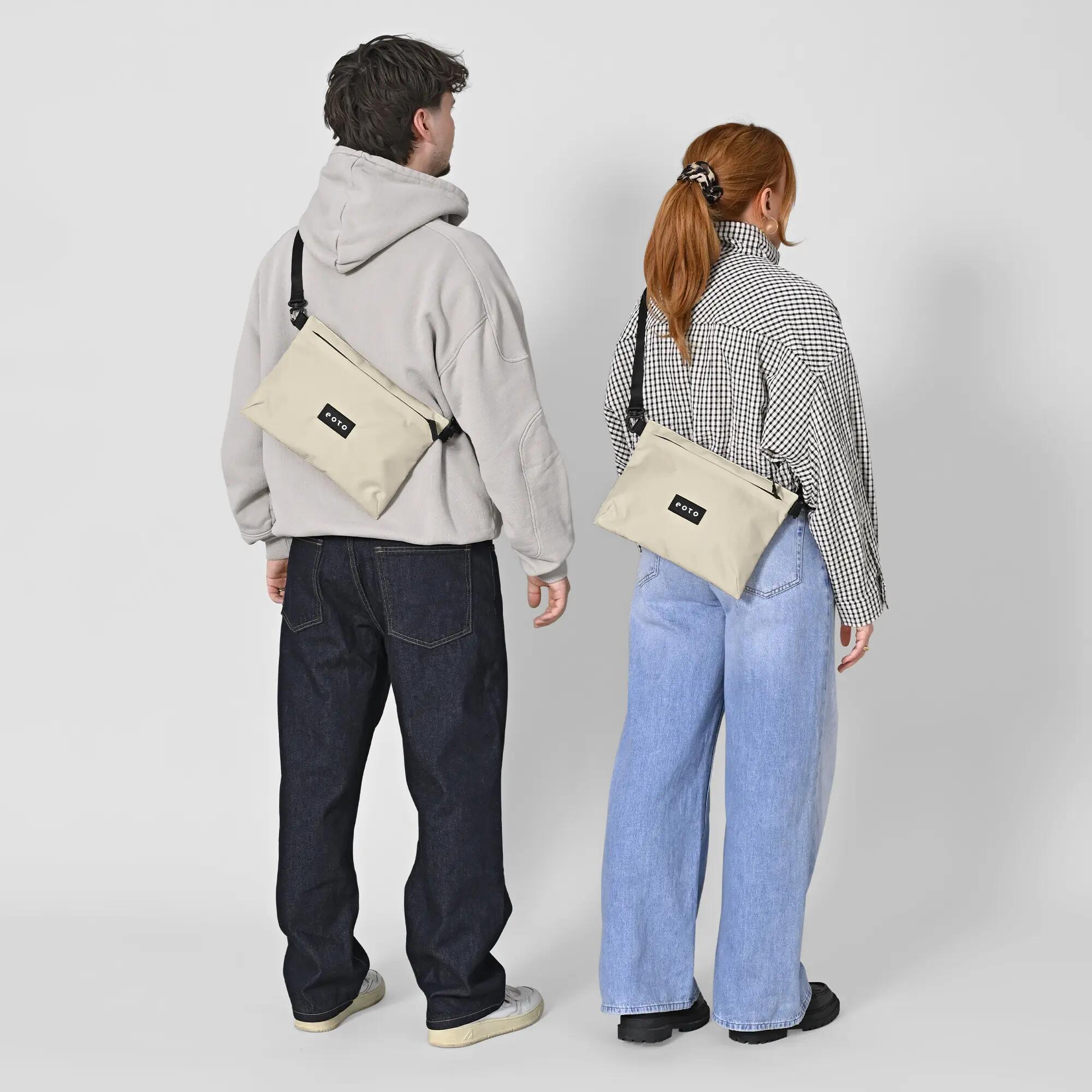 EOTO Umhängetasche SIMPLE3 3L 2/8