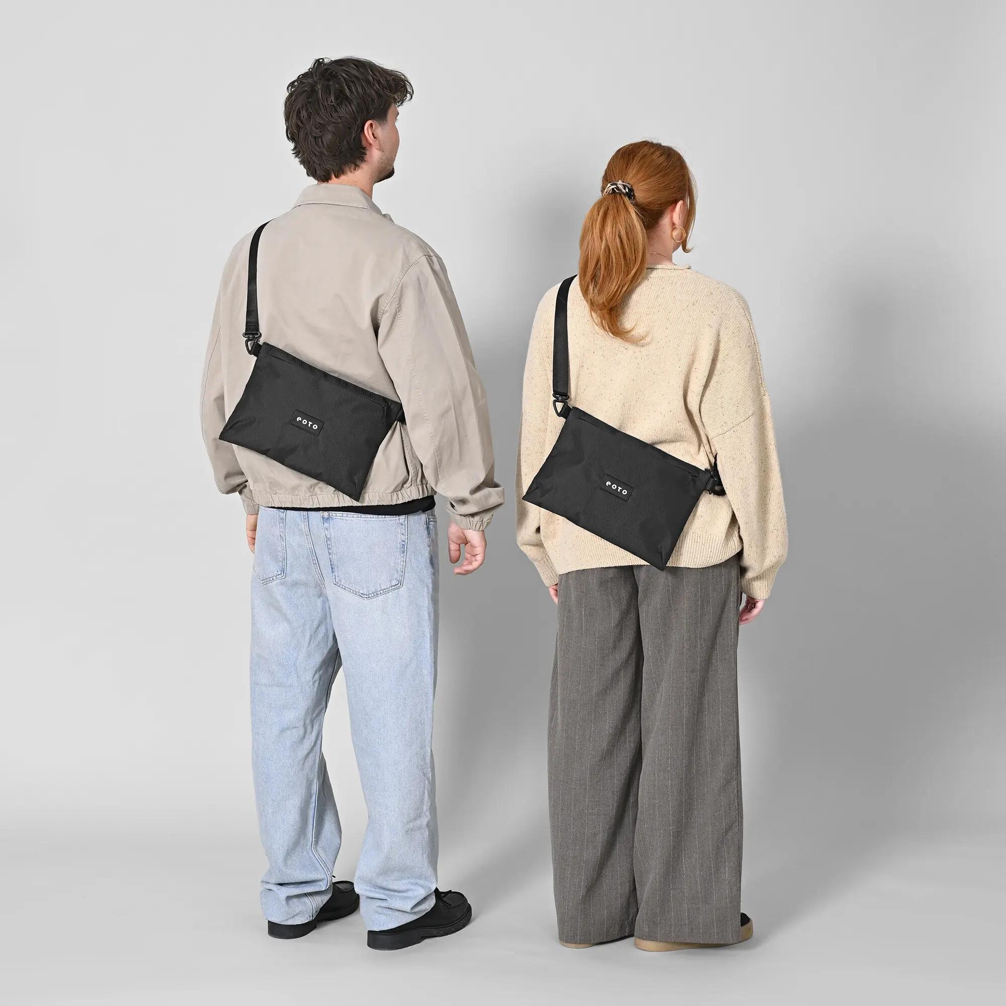 EOTO Umhängetasche SIMPLE3, 3 L 2/8