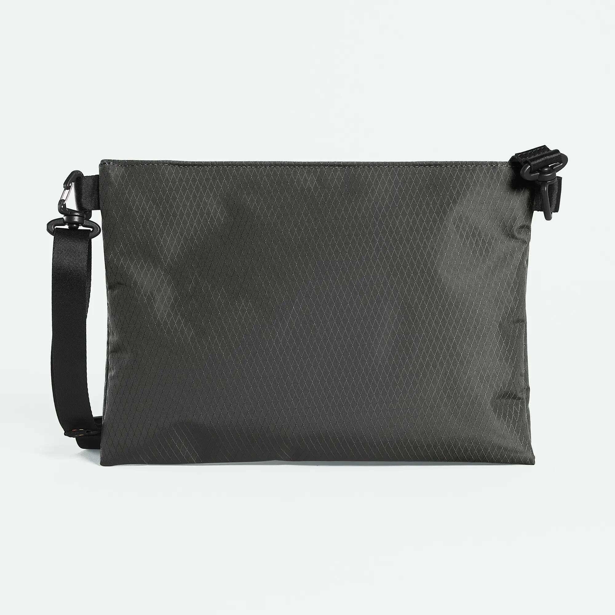 EOTO Umhängetasche SIMPLE3 3L 4/8