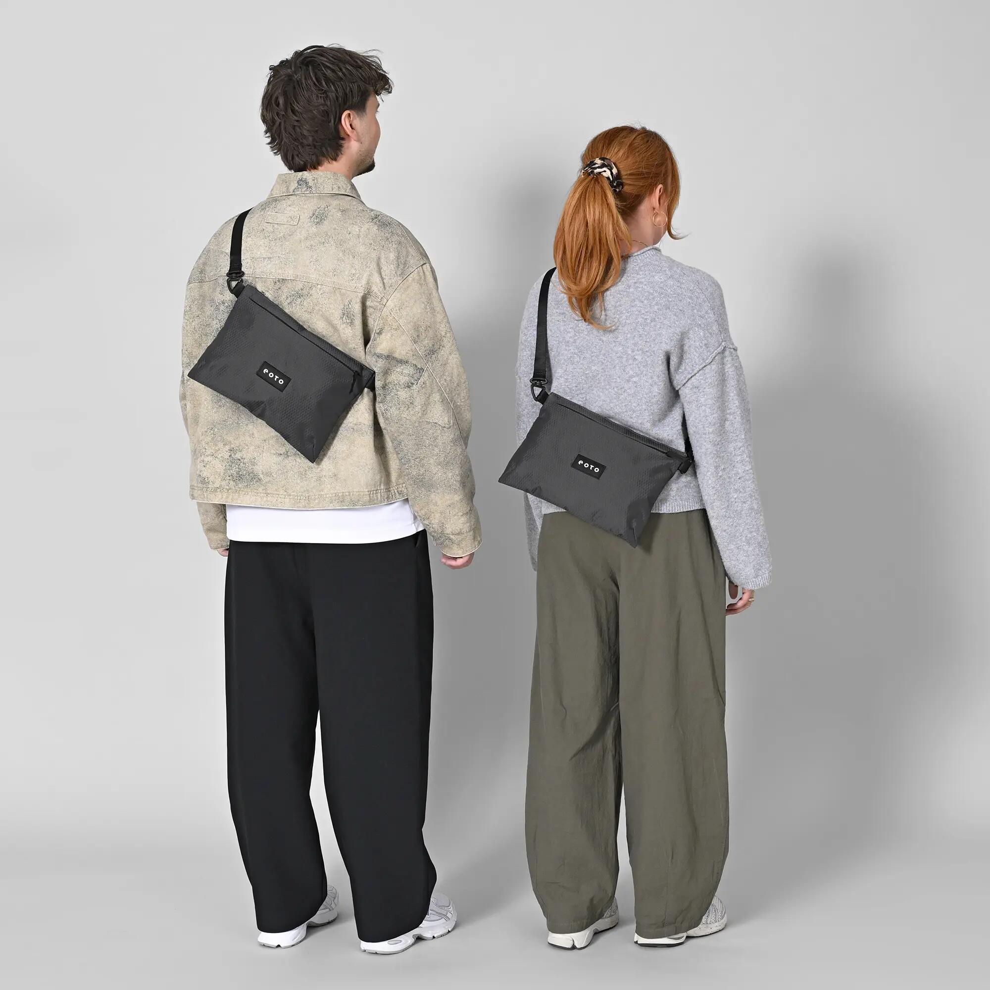 EOTO Umhängetasche SIMPLE3 3L 2/8