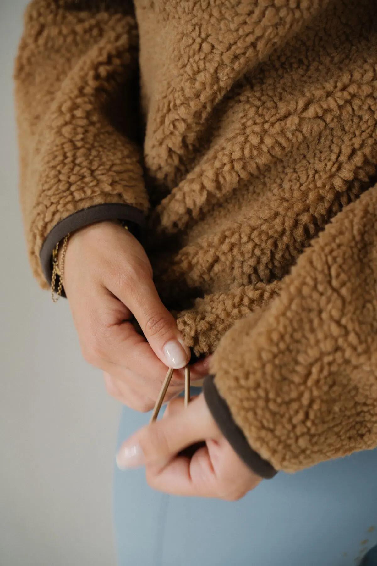 Chaqueta Bonnie Pile, color camello 4/7