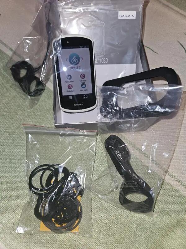 Tussen Particulieren - Garmin Edge 1030 GPS 3/3