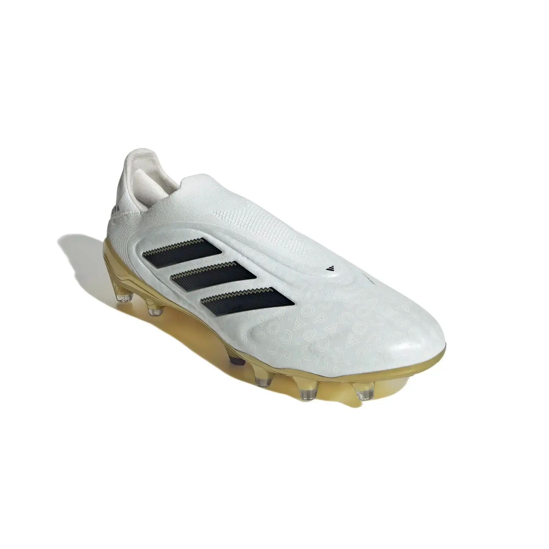 Chaussures de football sans lacets adidas Copa Pure III Elite FG 3/7