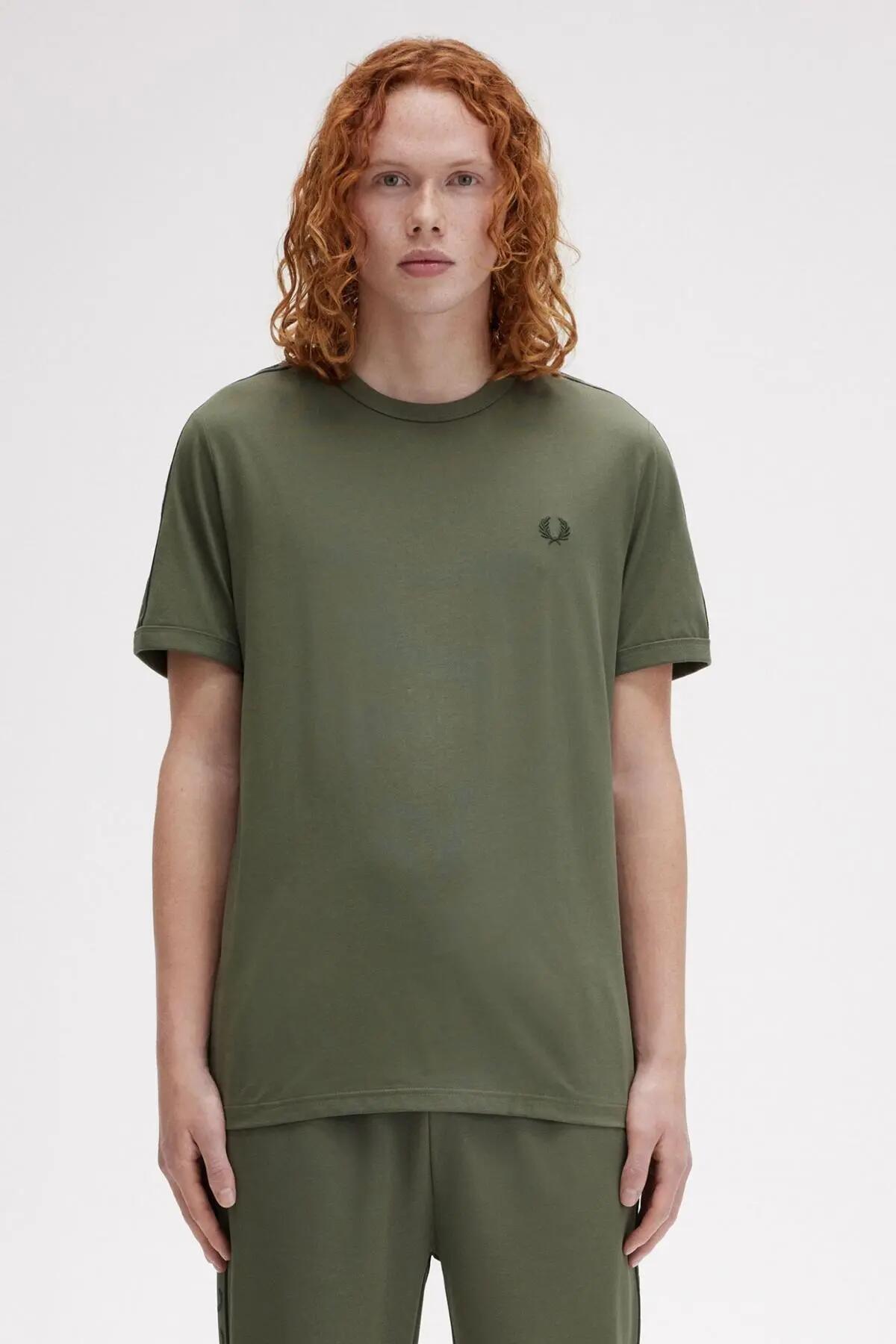 T-shirt Fred Perry Modèle Contrast Tape Ringer T-shir Couleur Vert 5/5