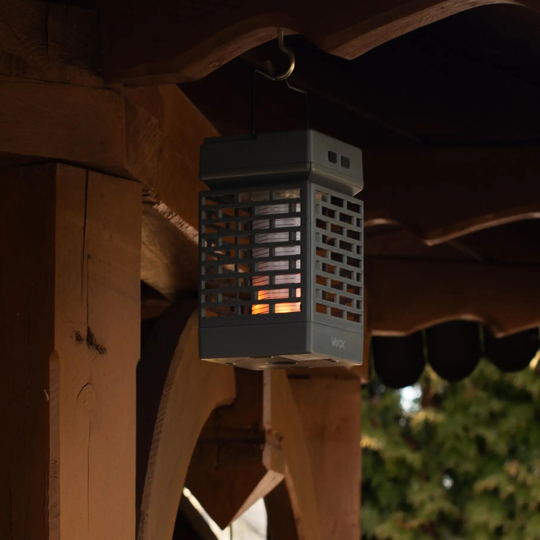 Lampa owadobójcza UV VAYOX VA0335 na komary muchy akumulatorowa solarna 12/15
