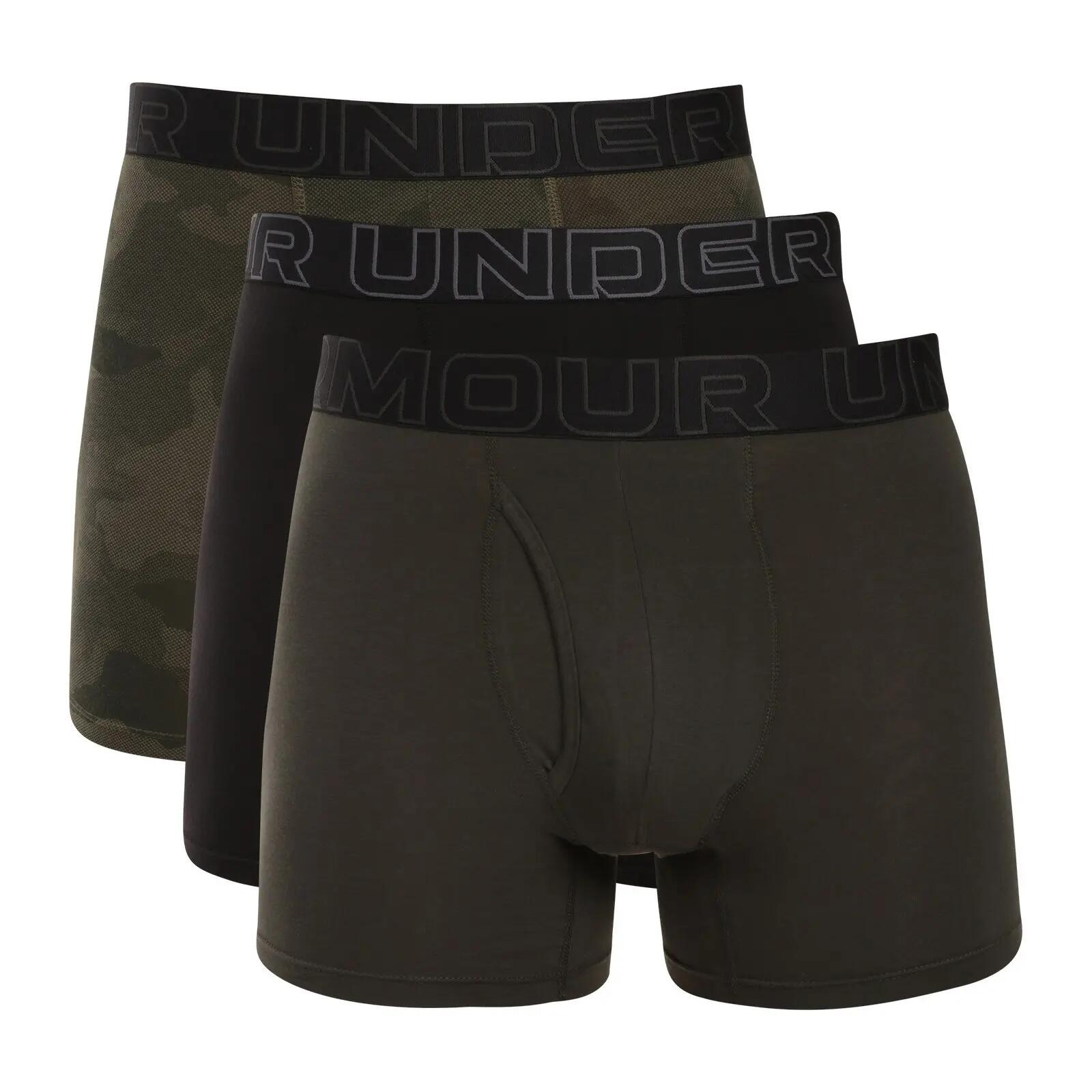 UNDER ARMOUR picture