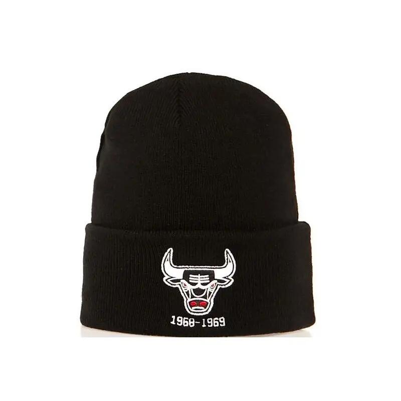 MITCHELL & NESS picture