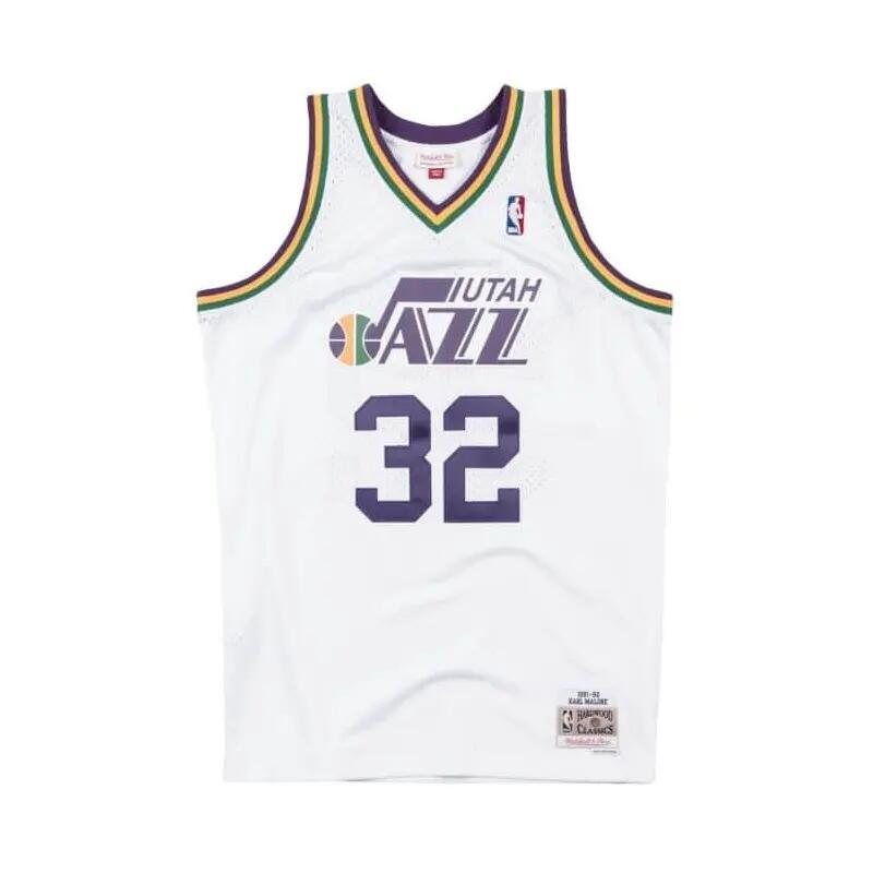 MITCHELL & NESS picture
