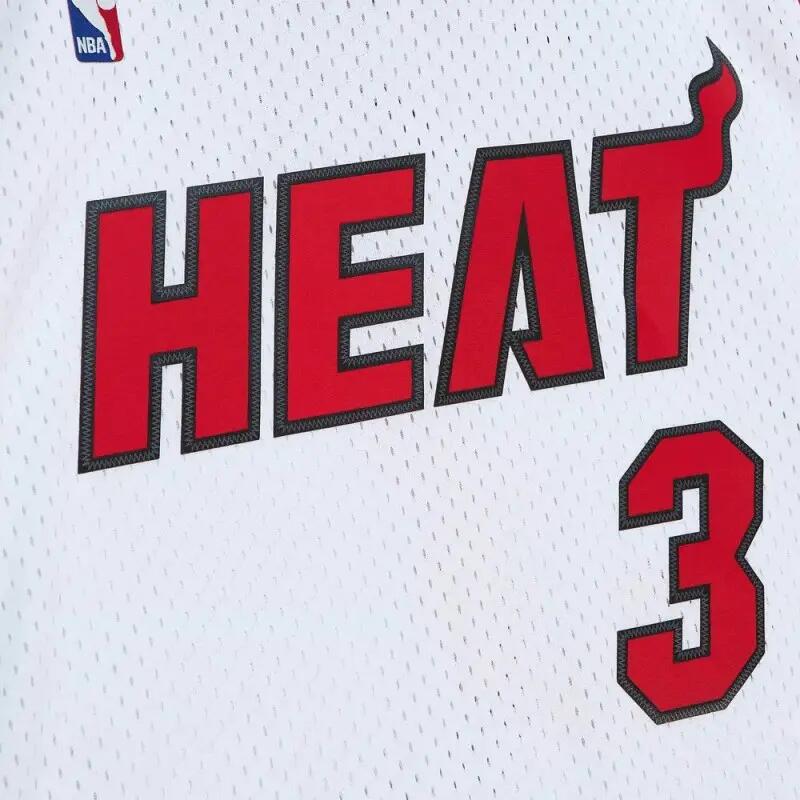 Maillot NBA Dwyane Wade Miami Heat 2005-06 Mitchell & ness Hardwood Classic swin 3/3