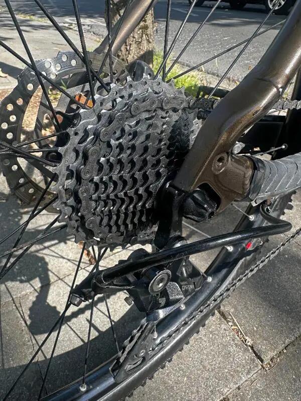 Entre Particuliers - Vélo électrique Scott Sub Cross eRide 20 ( VTC ) 4/7