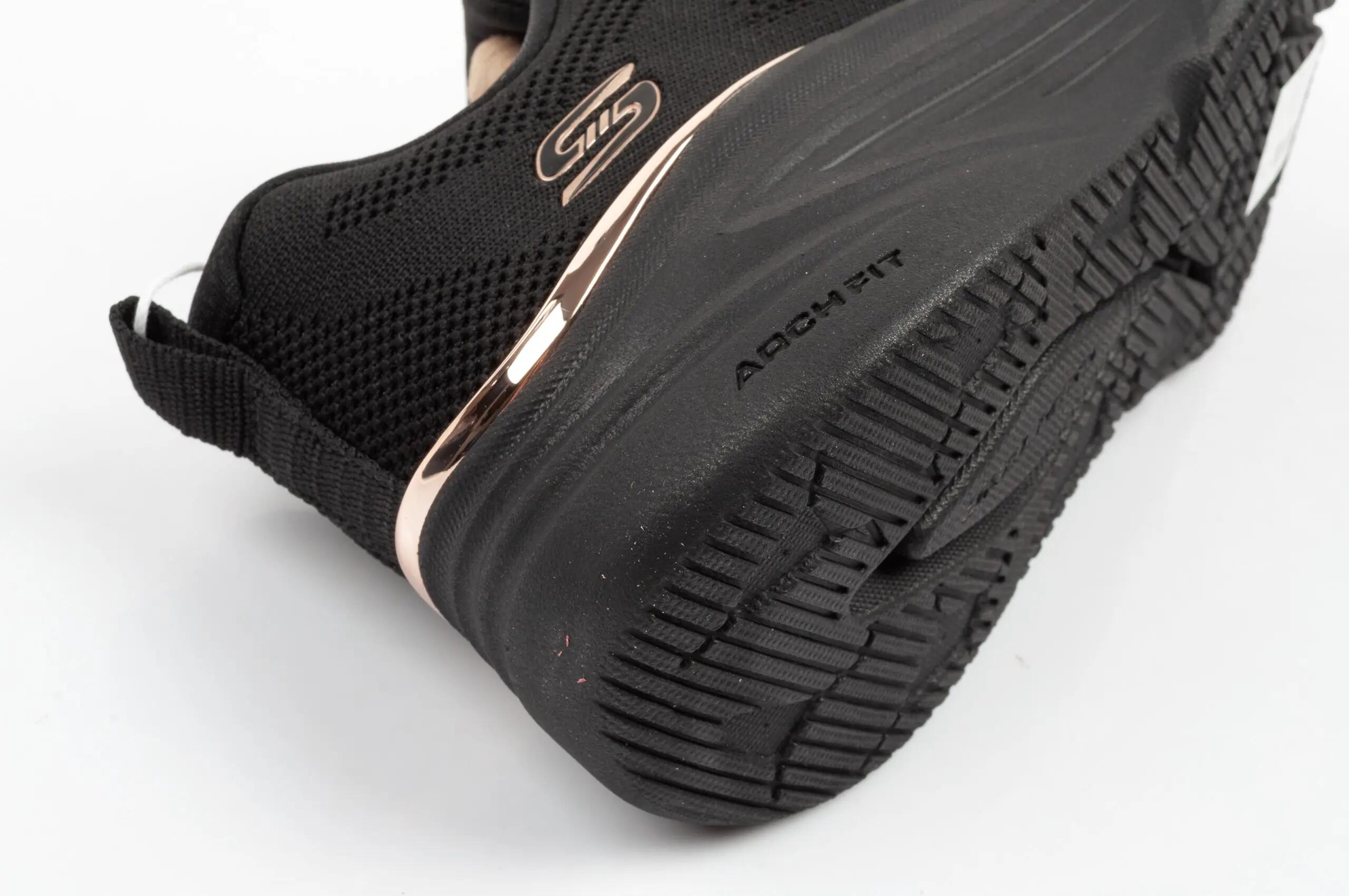 Buty sportowe damskie Skechers Bobs Arch Fit Elev8 6/9