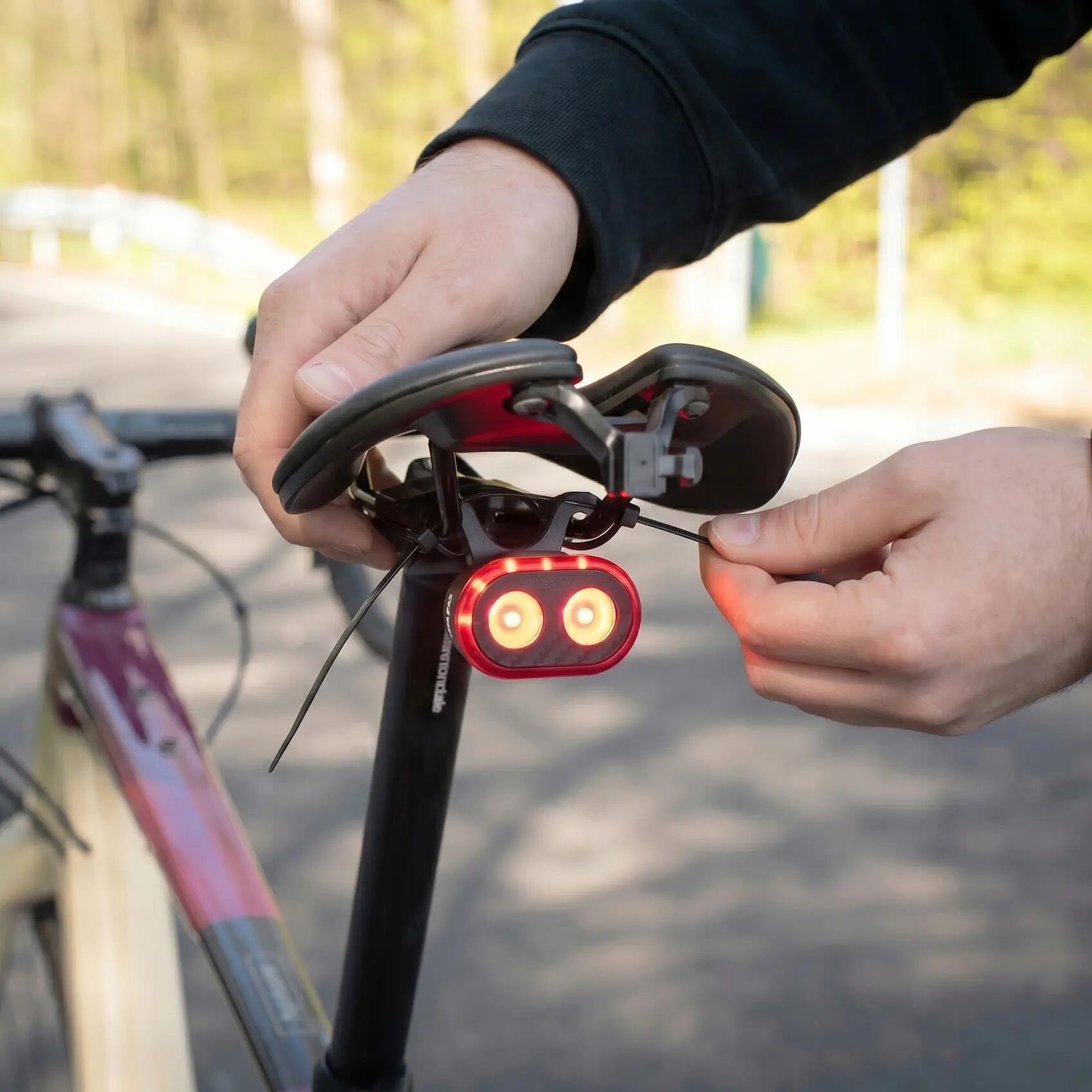 Luz traseira para bicicleta Vayox VAR200 200lm sensor de travagem SMART 13/16