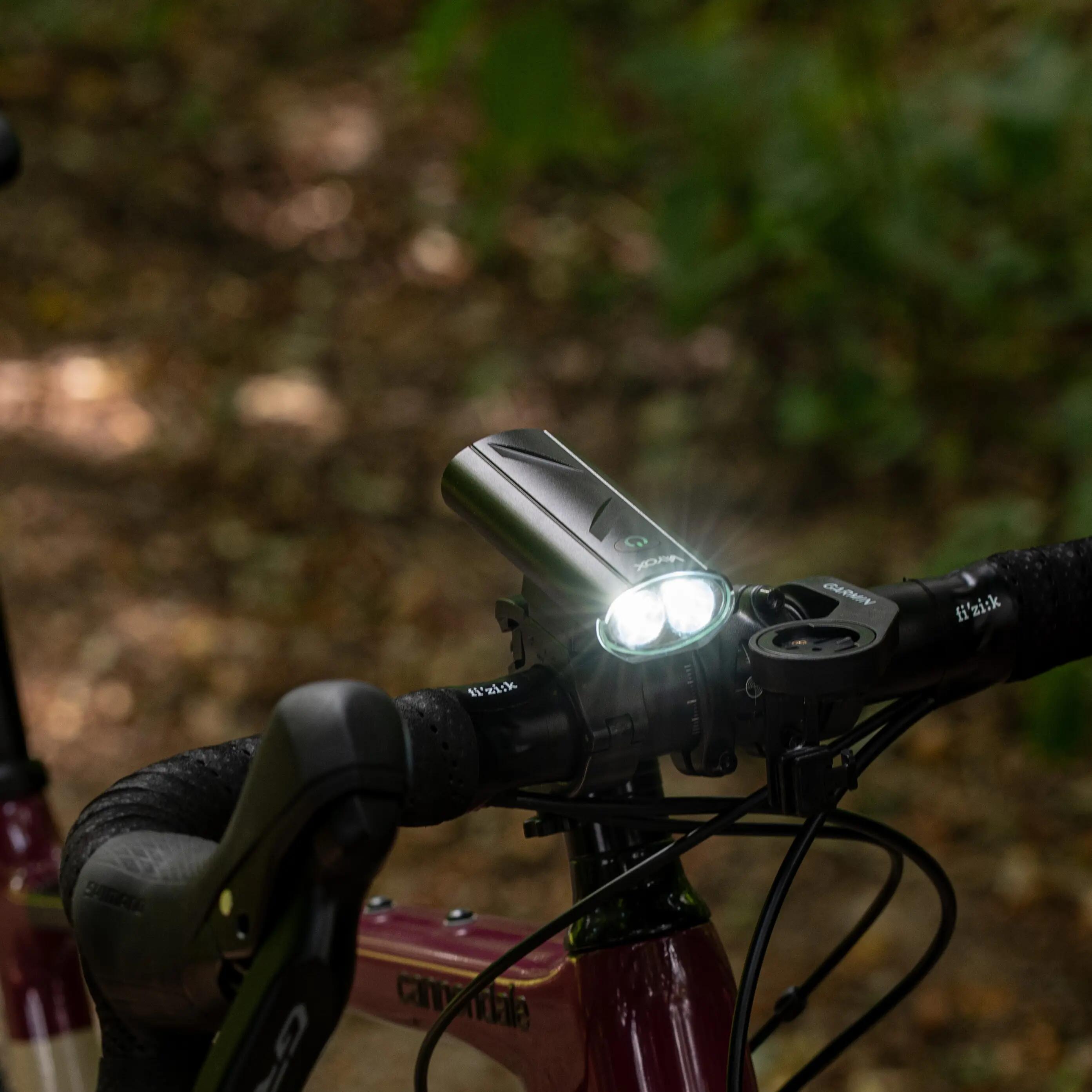 Set di luci per bici VAYOX VA0111 + VA0152 anteriore e posteriore USB-C 13/15