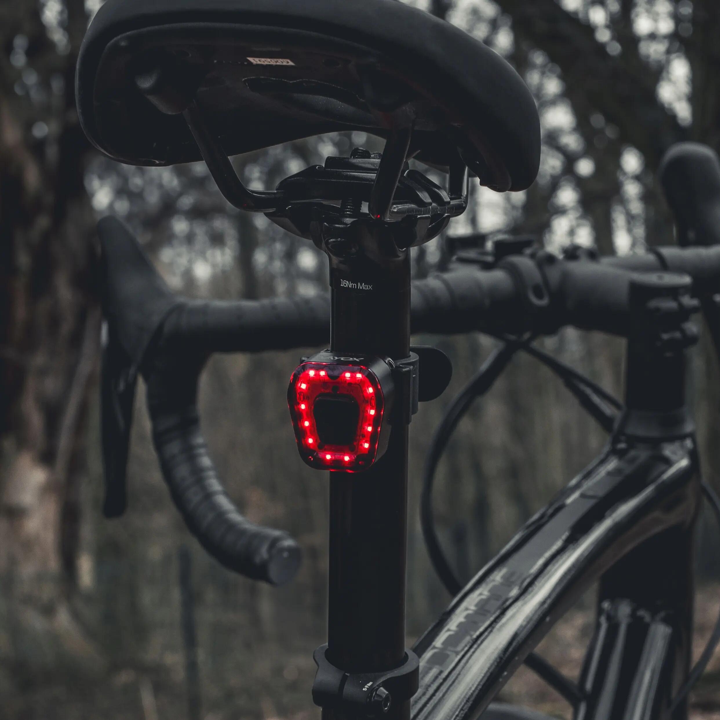 Vayox VA0048 fietsachterlicht 100lm rood oplaadbaar 9/15