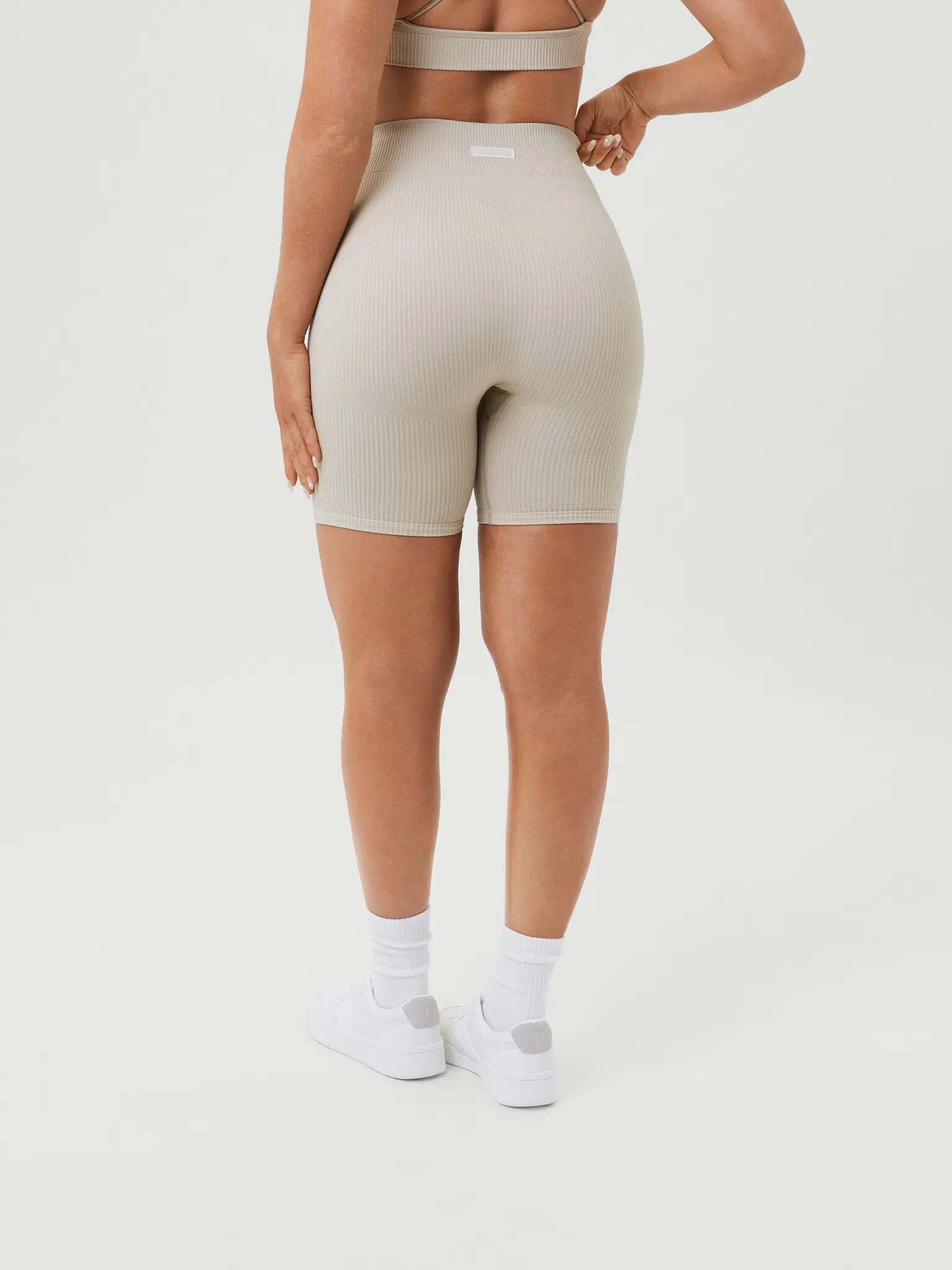 bjorn_borg ALICE SEAMLESS RIB SHORTS short seamless côtelé SPRAY GREEN 3/5