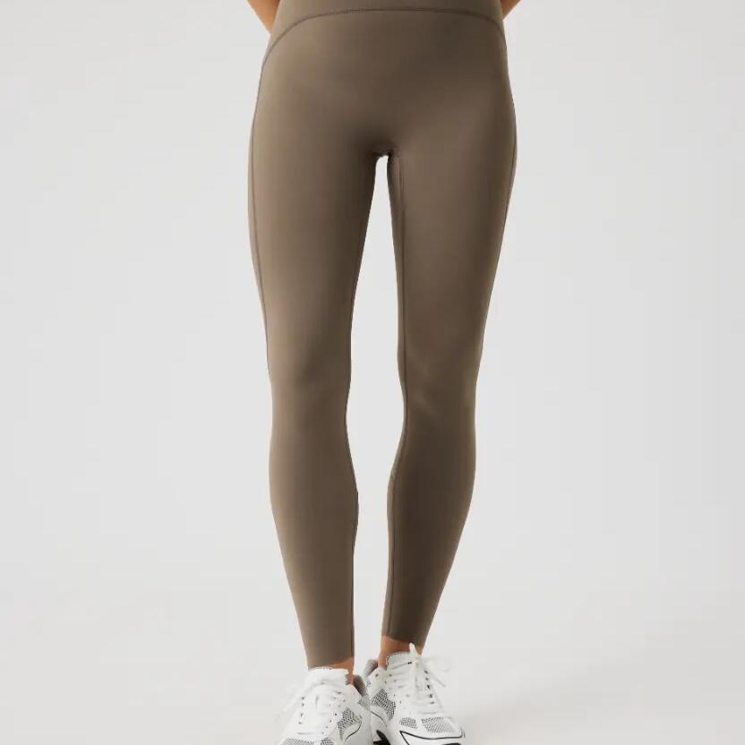 GREY / BROWN
