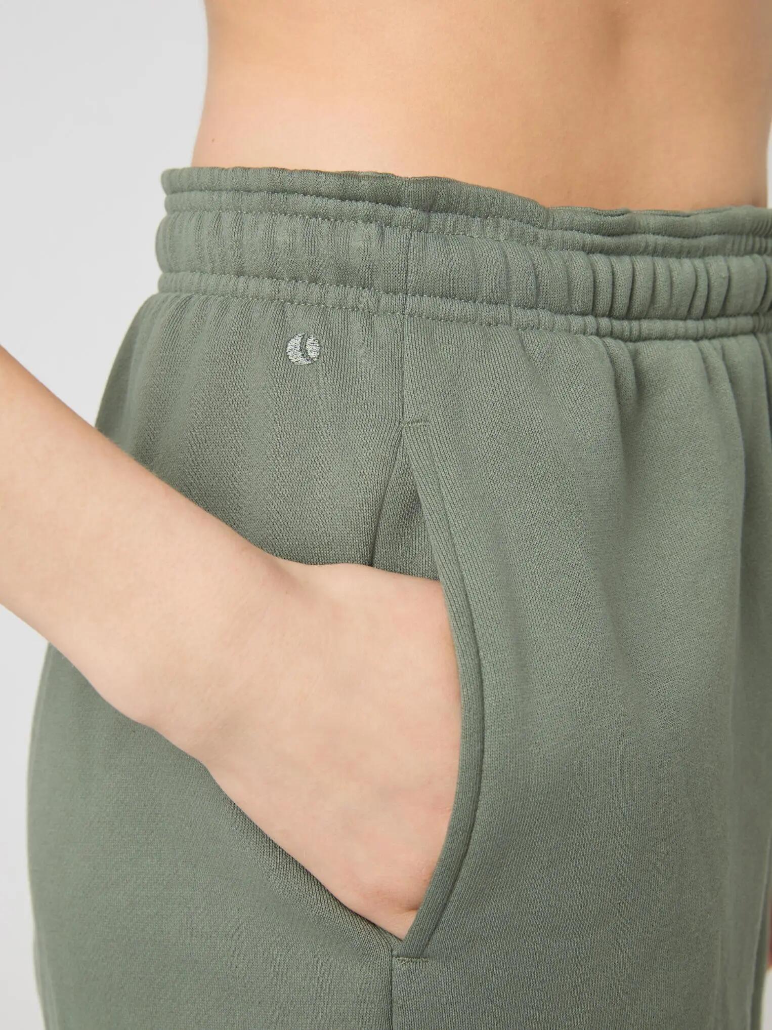 bjorn_borg STUDIO OVERSIZED SWEATSHORTS — AGAVE GREEN 5/5