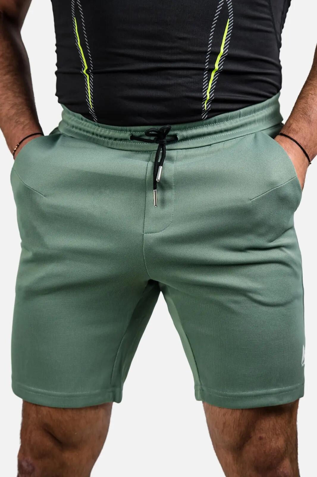 Pantaloni scurti FITSKIN Titan Core Essentials Urba Sage