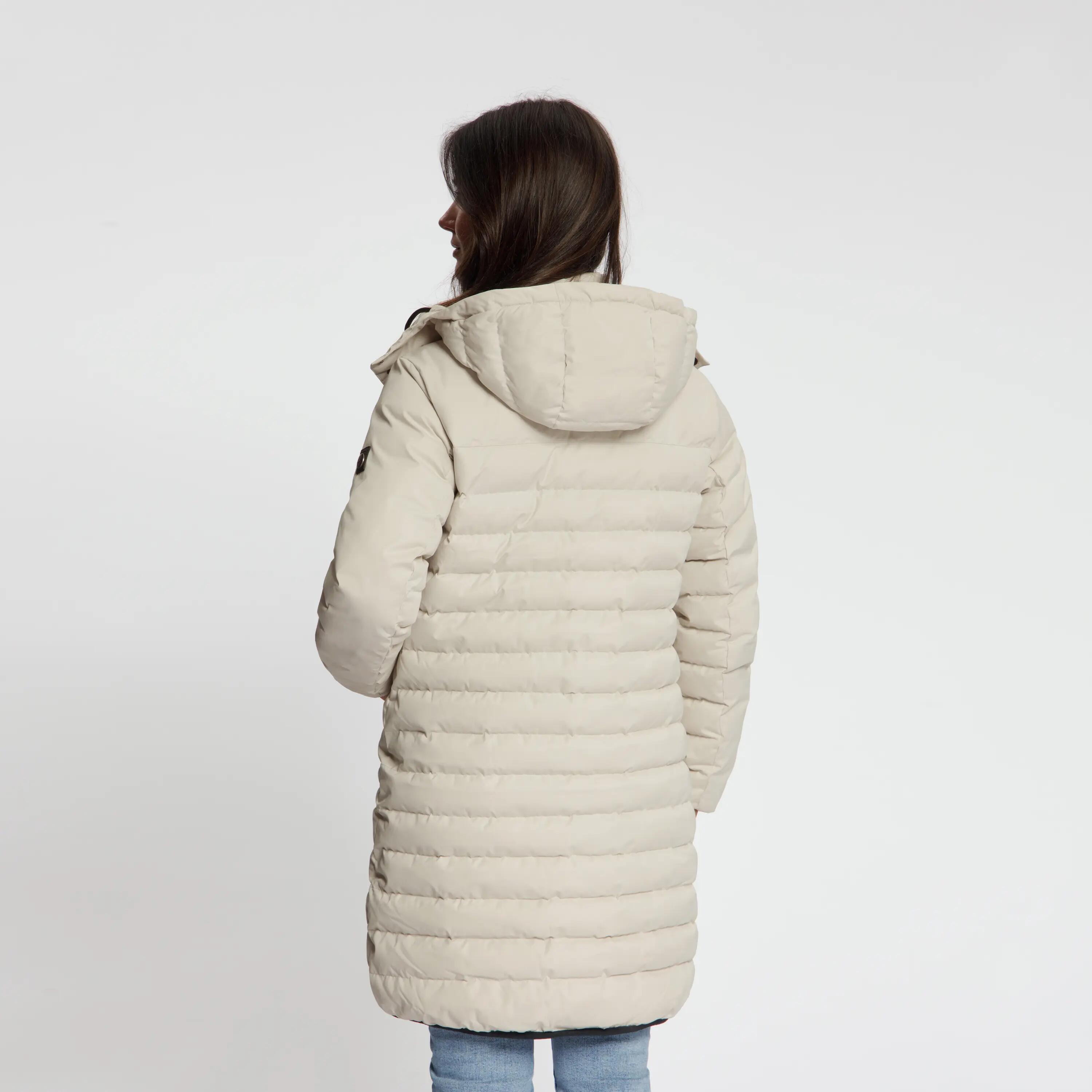 Saga Damen – Daunen-Winterjacke – Wasserdicht – Sand 3/5